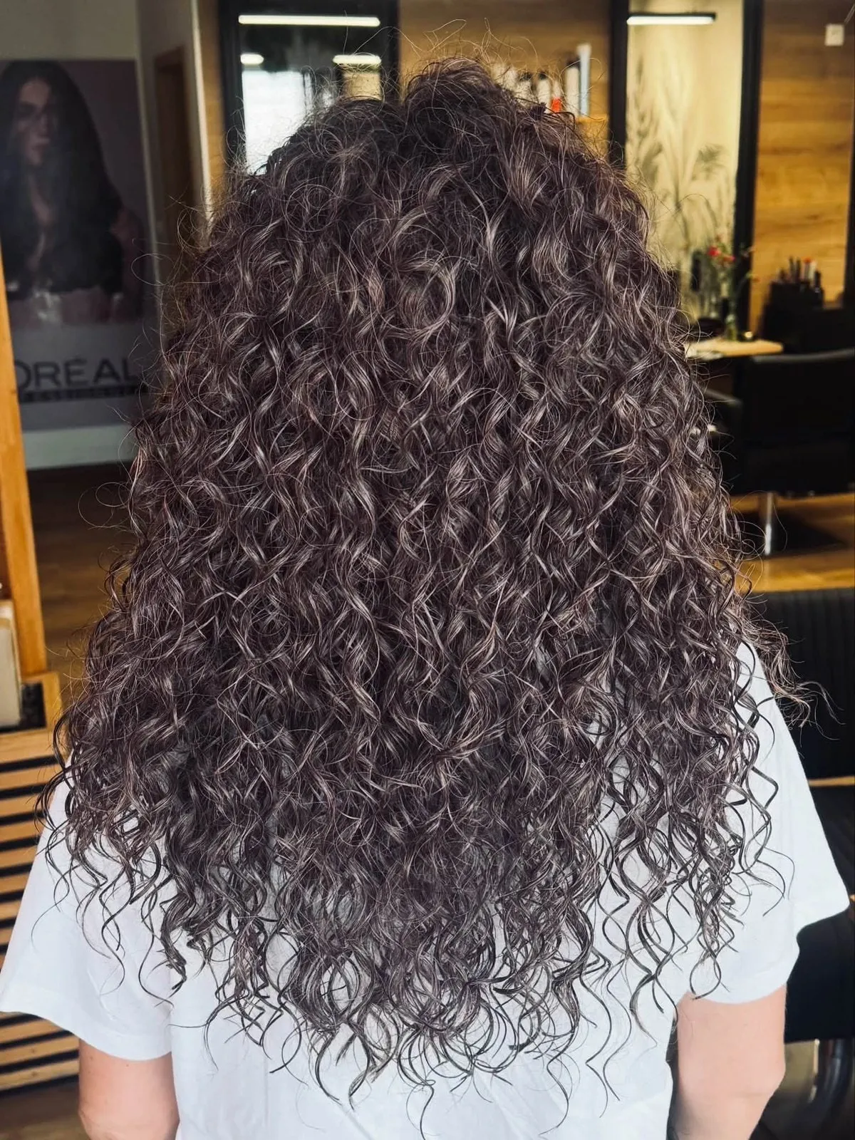 Afroloki, praca salonu Wellezza