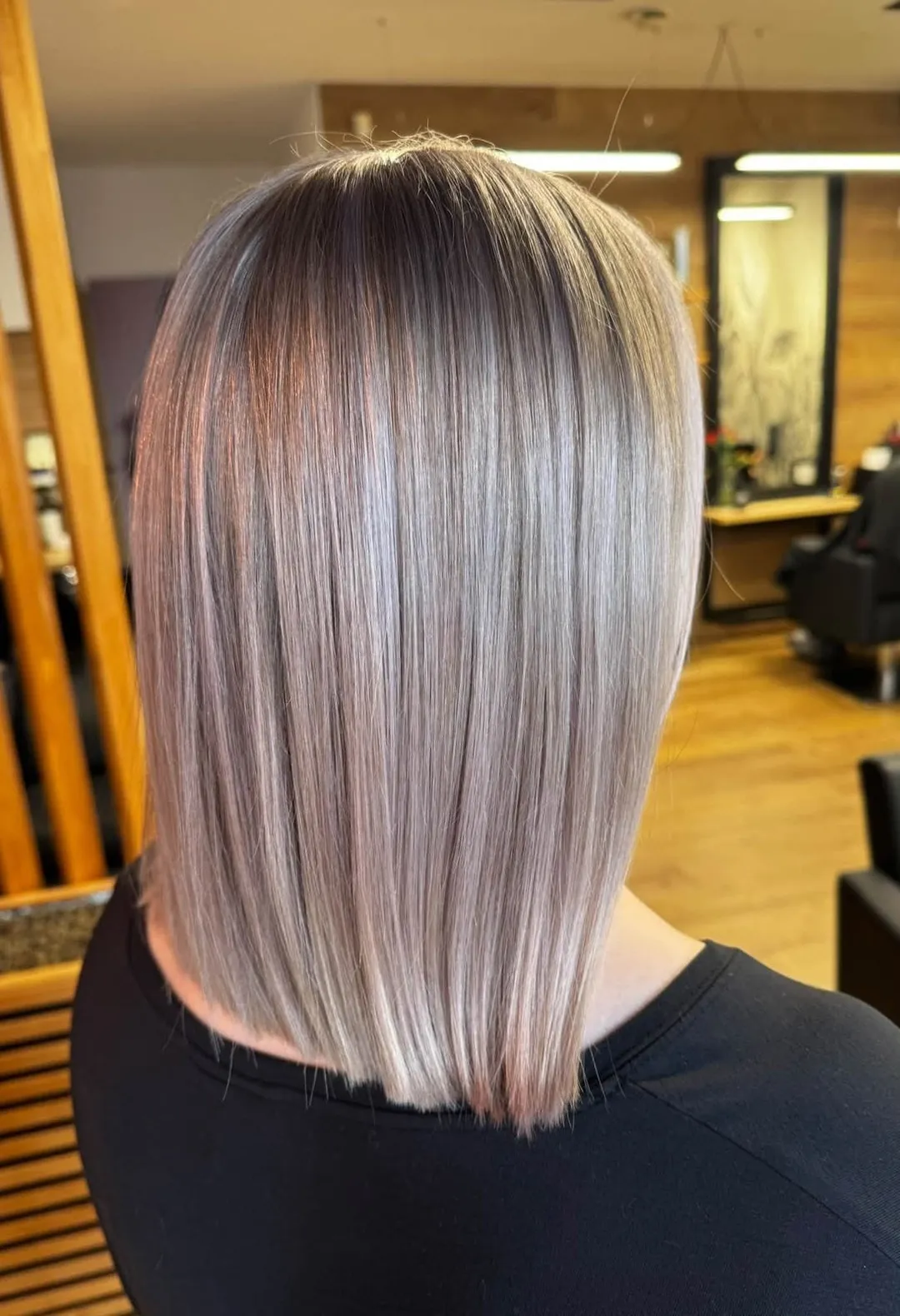 Mikrobalayage, opalizujący blond: po