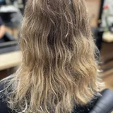 Mikrobalayage, opalizujący blond: przed
